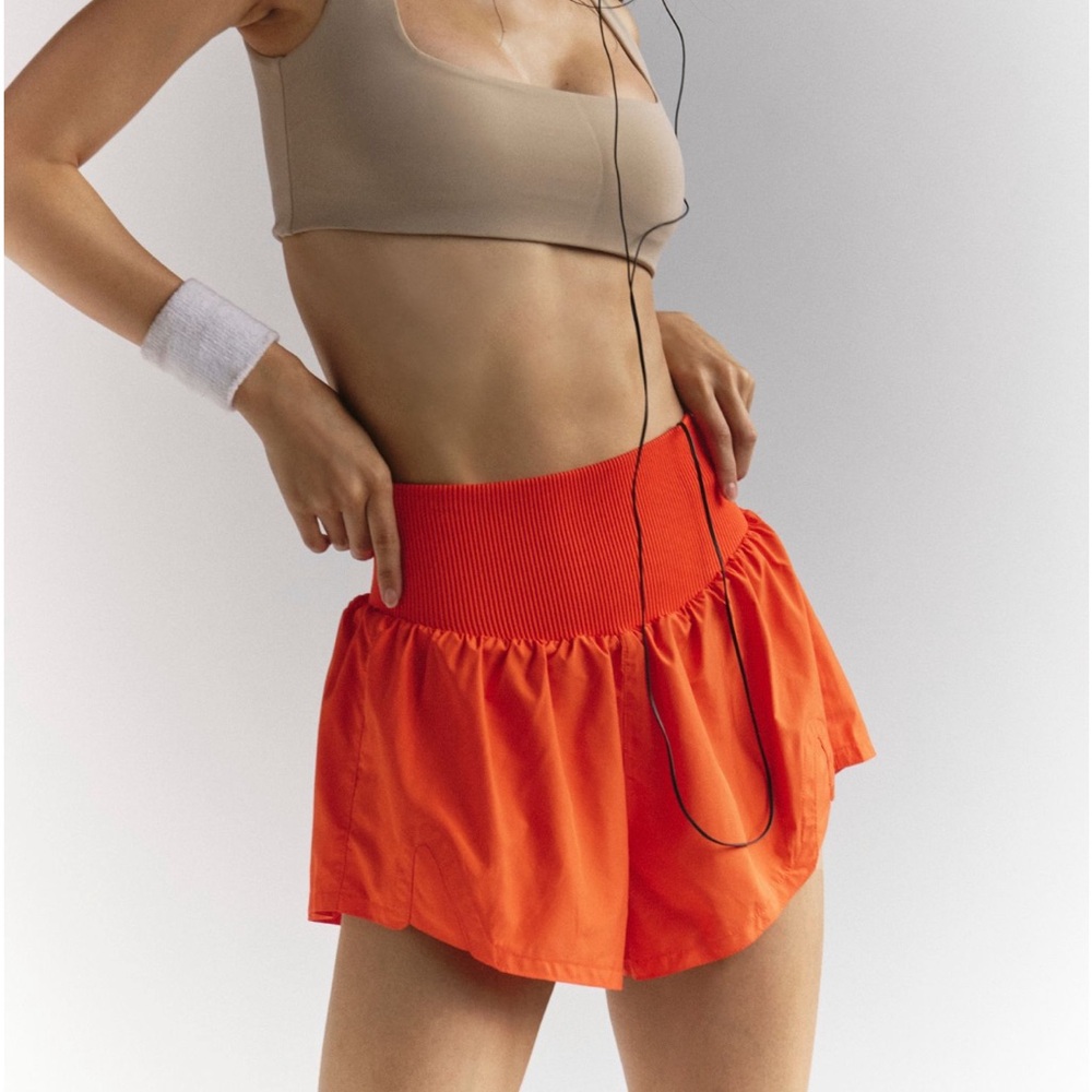 NWT Free People Women’s FP Movement Carpe Diem Shorts. Size XL.